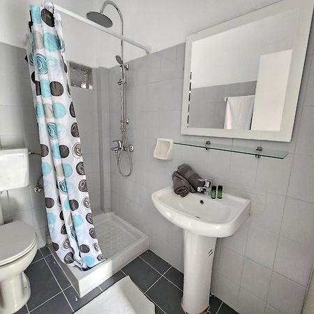 Lora Studios Ипсос Экстерьер фото